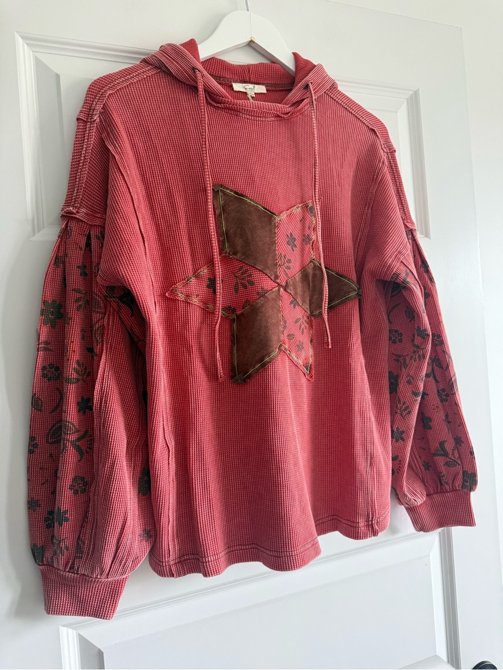 Easel Mineral Wash Patchwork Boho Pinwheel Star Patch Hoodie NWT - Picture 5 of 11